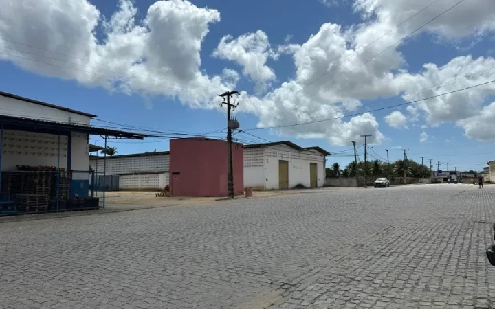 galpaodepositoarmazem-com-1-quarto-para-alugar-1300m-no-parque-de-exposicoes-parnamirim-4-1